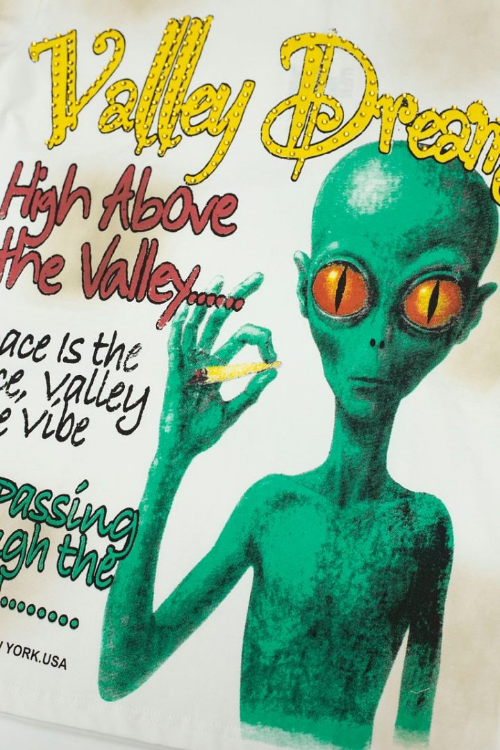 Nova Grave Valley Dream Alien Rhinestone Vintage Graphic Oversized T‑Shirt Men Streetwear Tee